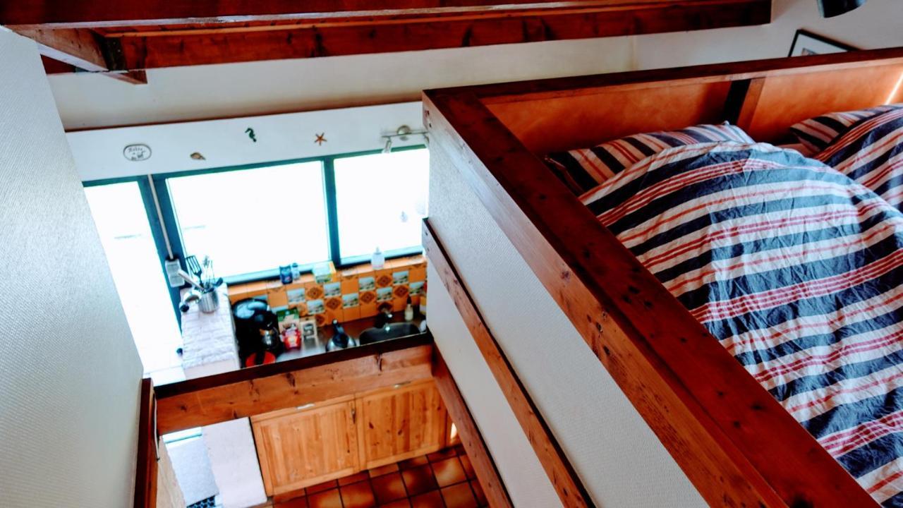 Oude-Tonge Holiday House Near Fishing Waters ภายนอก รูปภาพ